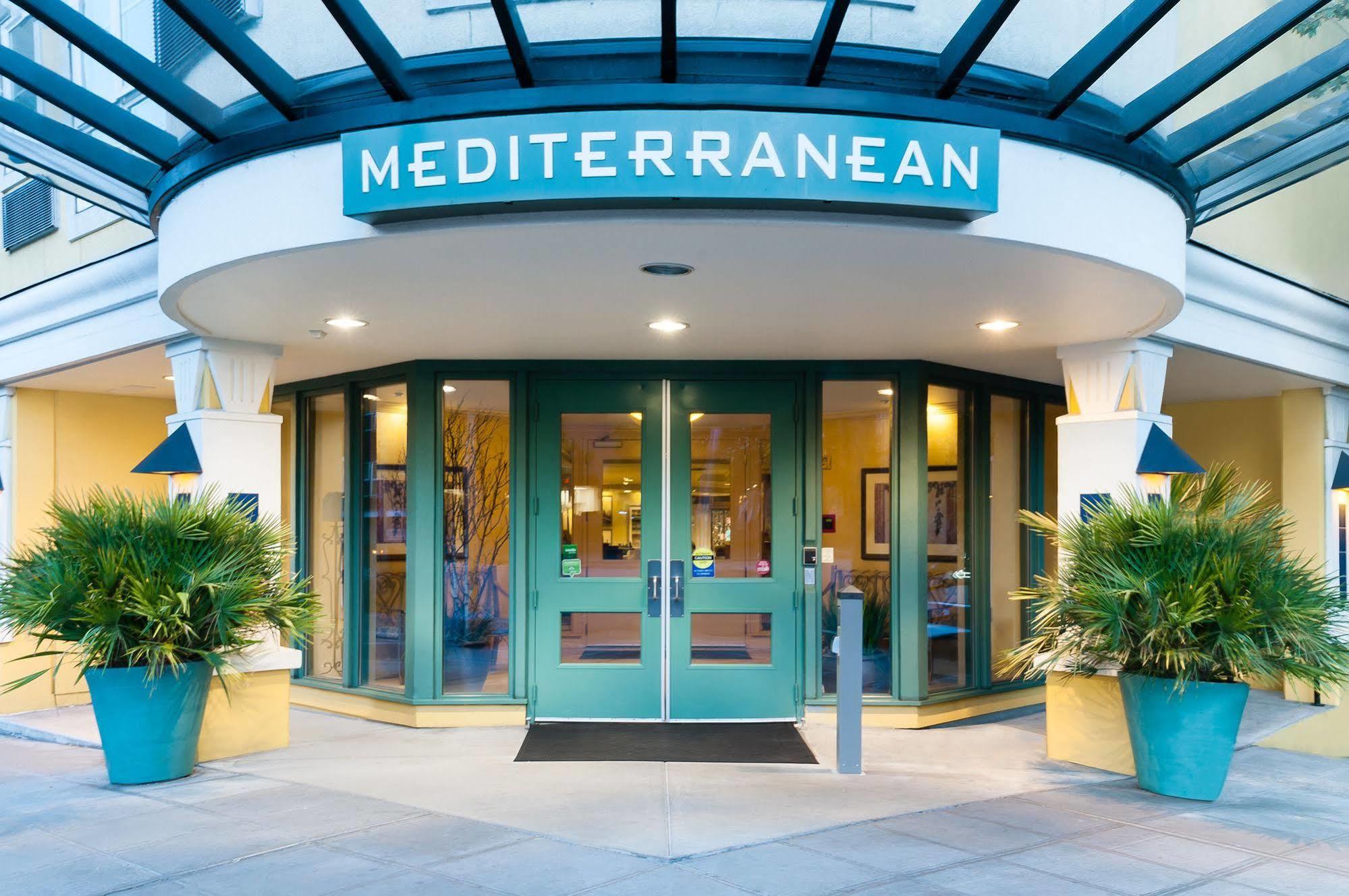 The Mediterranean Inn Сиэтл Экстерьер фото